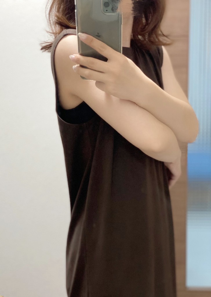 Iラインワンピ脇