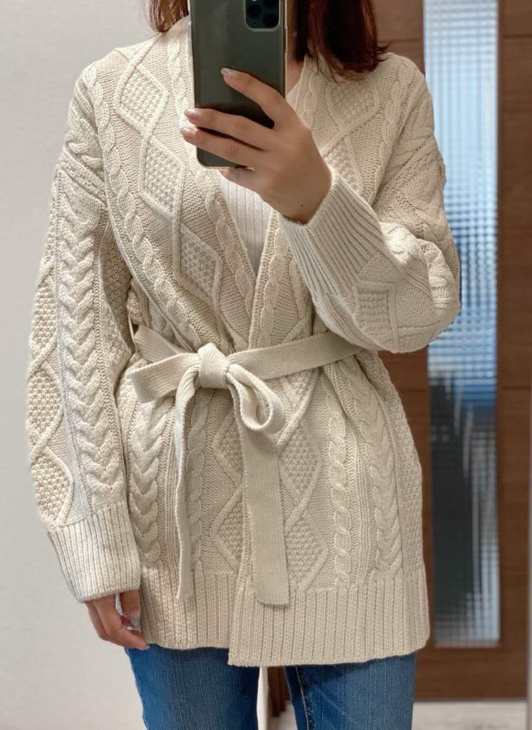 ケーブルベルテッドカーディガンフロント